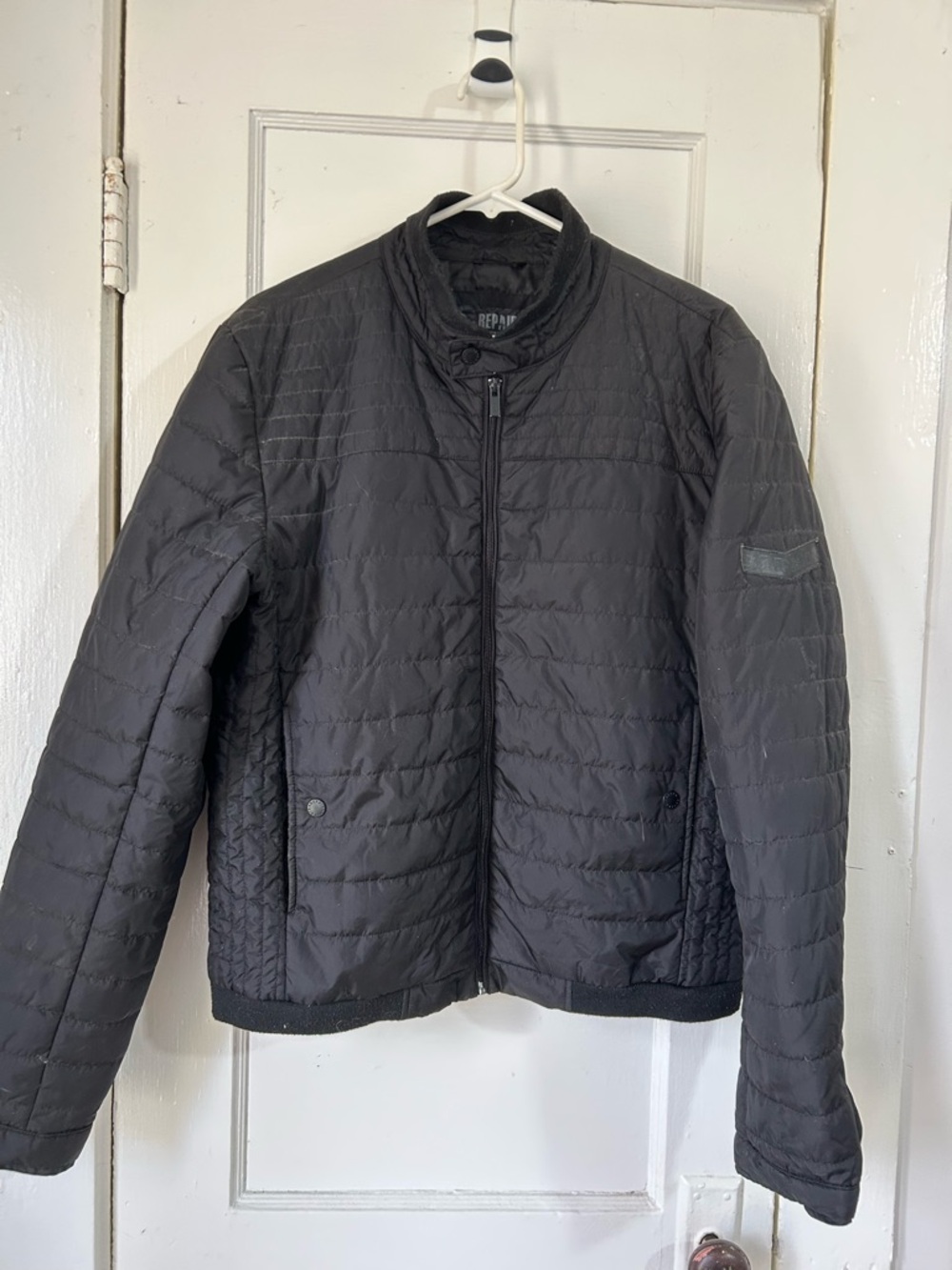 Repair Design Under Construction Men's Black Quilted Lightweight Nylon Jacket
